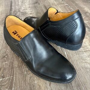 Toto Men’s Elevator Height Increasing Black Dress Shoes